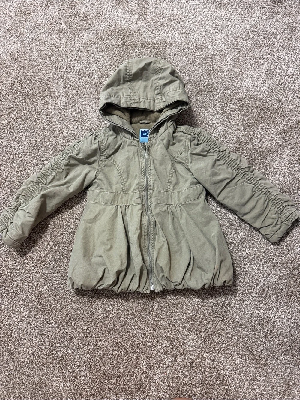 Old Navy Girls' Hooded Puffer Jacket in Olive Green